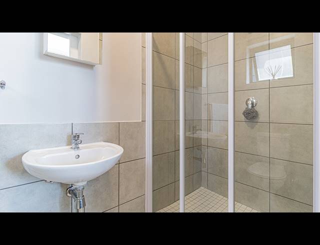 2 BEDROOM APARTMENT TO LET IN PARKLANDS NORTH